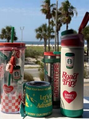 Dandy x starbucks water bottle LIMITED EDITION